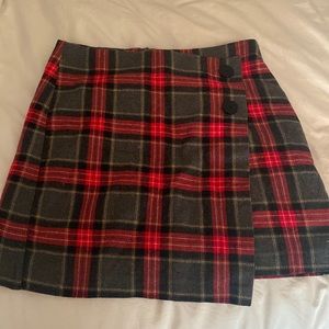 H&M Plaid Mini Skirt Size 6